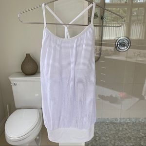 White tennis Inphorm tank